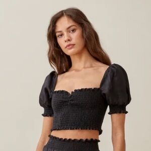Reformation linen black off shoulder top SZ XS puff smocked